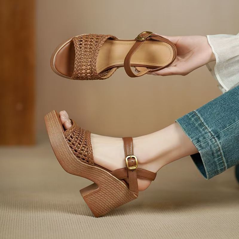 Elegante gevlochten damessanda - Women'S Fashion For Summer 2025 recensie en prijs
